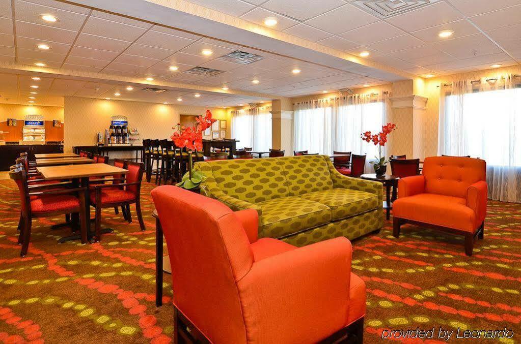 Holiday Inn Express Atlanta-Stone Mountain By Ihg Exterior photo